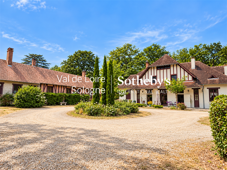 Maison Ligny-le-Ribault - 14 chambres - 644m²