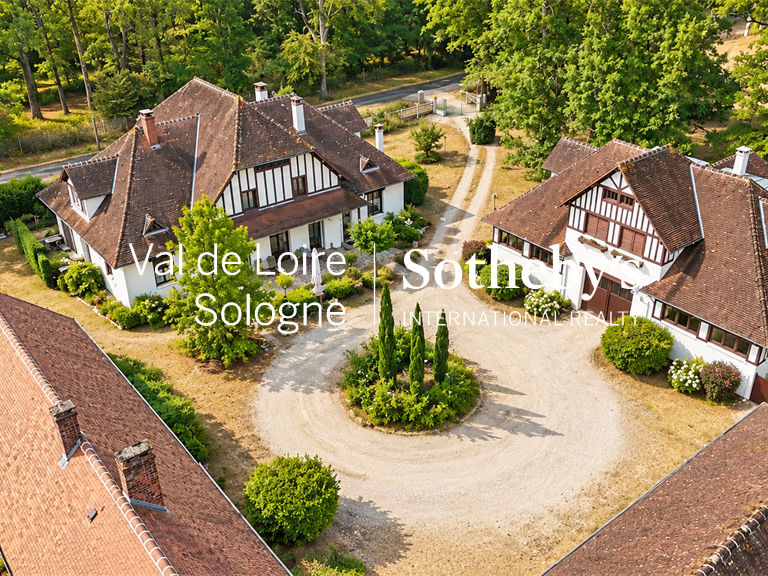 Maison Ligny-le-Ribault - 14 chambres - 644m²