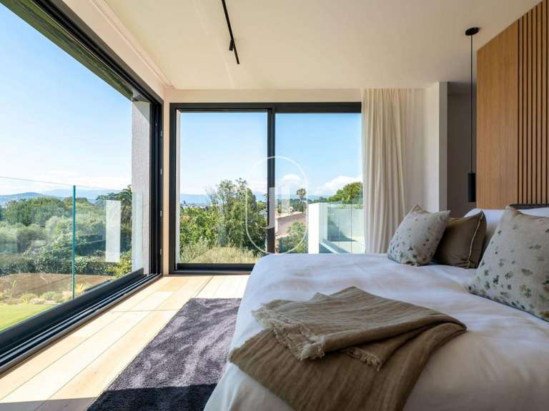 Villa Cap-d-antibes - 7 bedrooms - 479m²