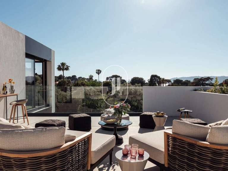 Villa Cap-d-antibes - 7 bedrooms - 479m²