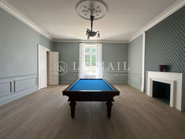 Propriété Fontenay-le-Comte - 7 chambres - 365m²