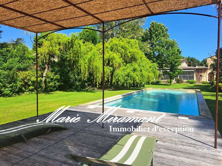 Maison Avignon - 5 chambres - 300m²