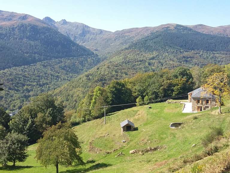 Propriété Tarascon-sur-Ariège - 4 chambres - 270m²