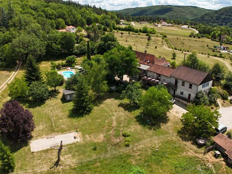 Maison Tour-de-Faure - 12 chambres - 430m²