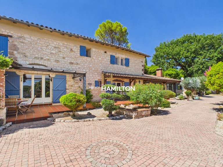 Maison Cordes-sur-Ciel - 5 chambres - 230m²