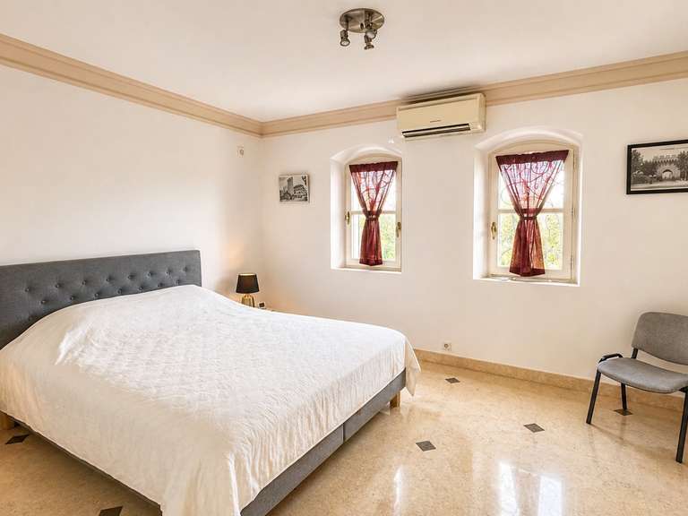 Villa Saint-Rémy-de-Provence - 5 chambres - 361m²