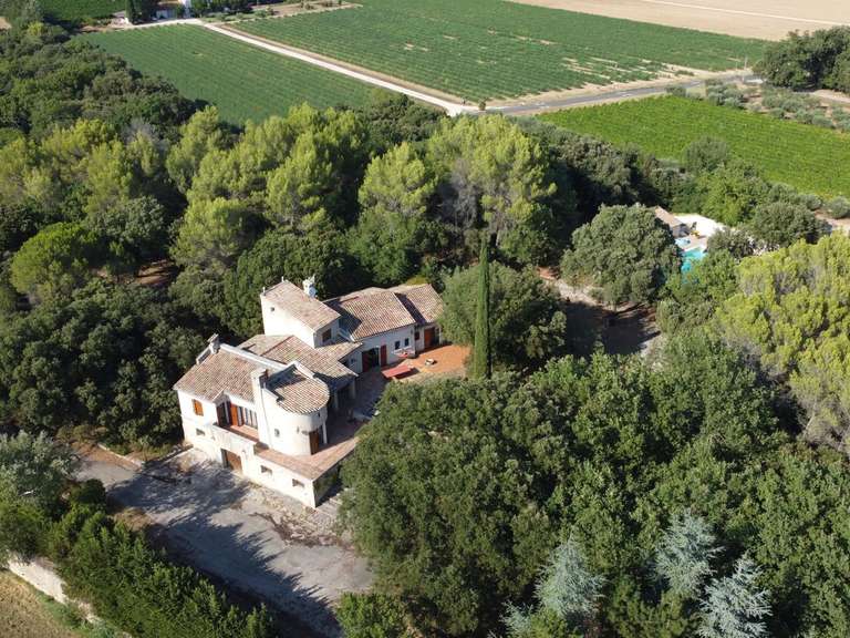 Maison Mazan - 5 chambres - 222m²