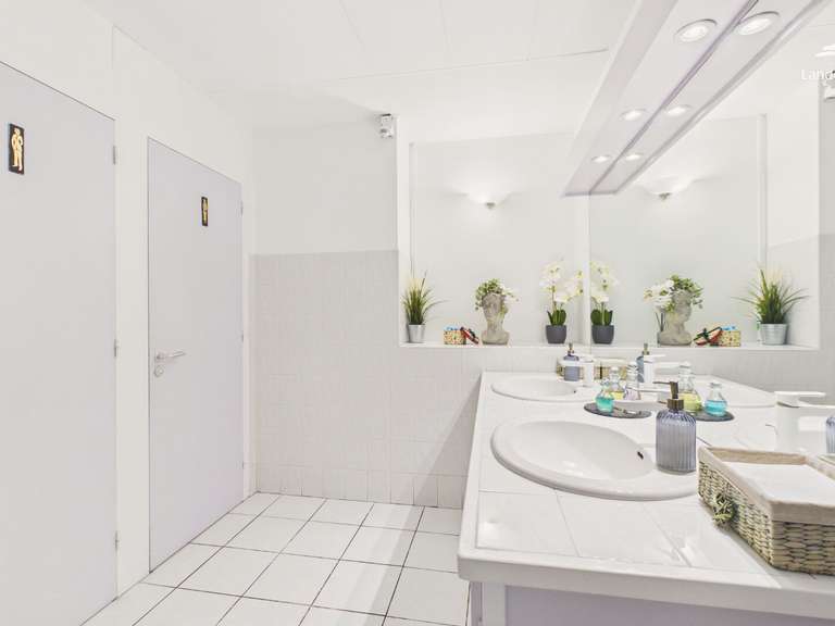Maison Mont-de-Marsan - 9 chambres - 735m²