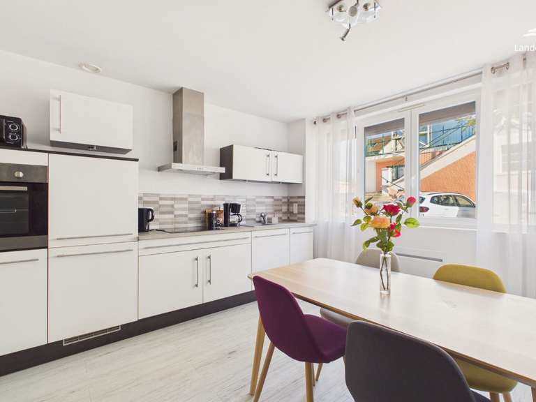 Maison Mont-de-Marsan - 9 chambres - 735m²