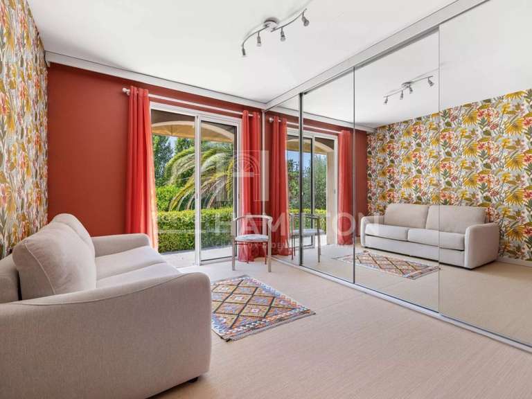Maison Châteauneuf-Grasse - 200m²