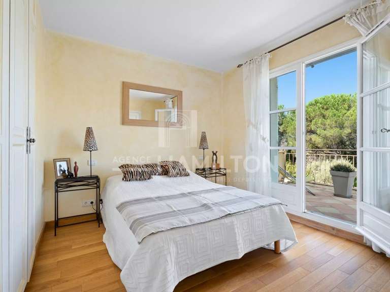 Villa Valbonne - 4 bedrooms - 204m²