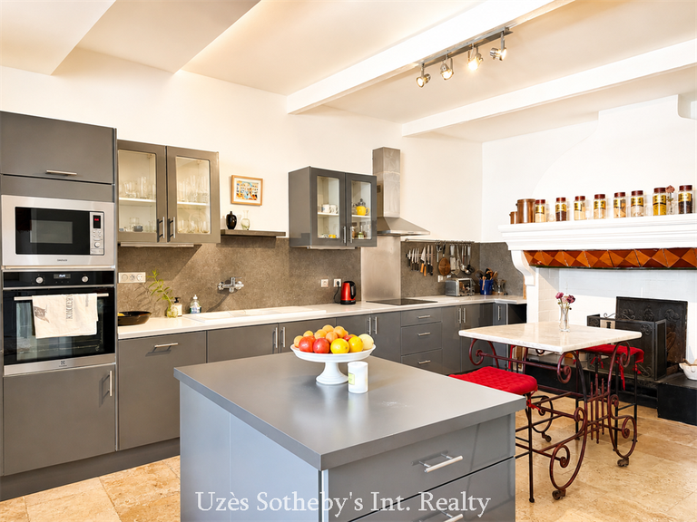 Maison Uzès - 4 chambres - 320m²