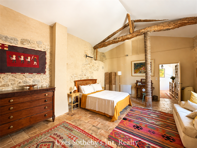 Maison Uzès - 4 chambres - 320m²