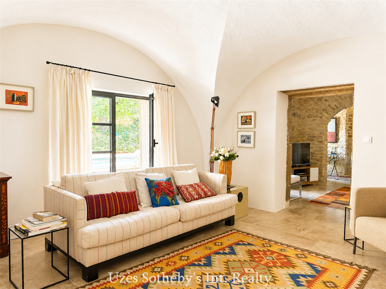 Maison Uzès - 4 chambres - 320m²