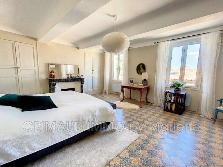 Villa La Garde-Freinet - 3 chambres - 160m²