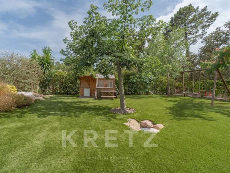 Maison San-Gavino-di-Carbini - 3 chambres - 148m²