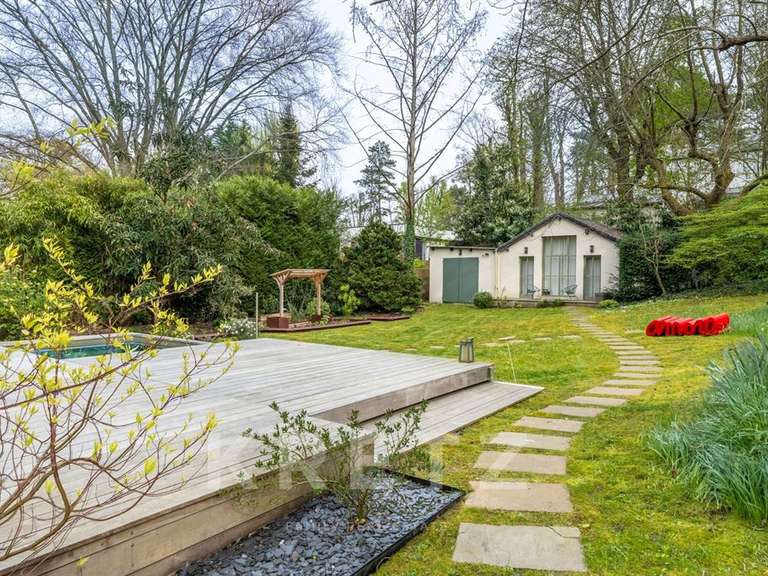 Maison Rueil-Malmaison - 5 chambres - 280m²