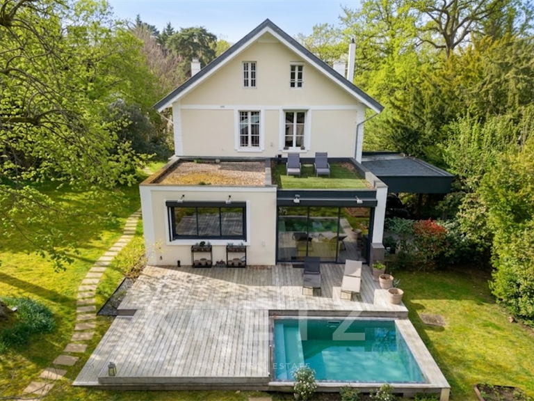 Maison Rueil-Malmaison - 5 chambres - 280m²