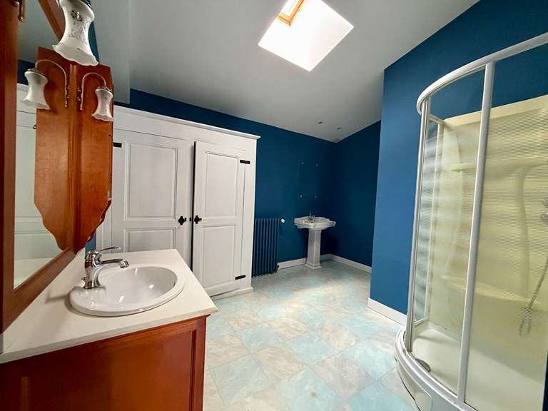 Maison Lizant - 8 chambres - 642m²