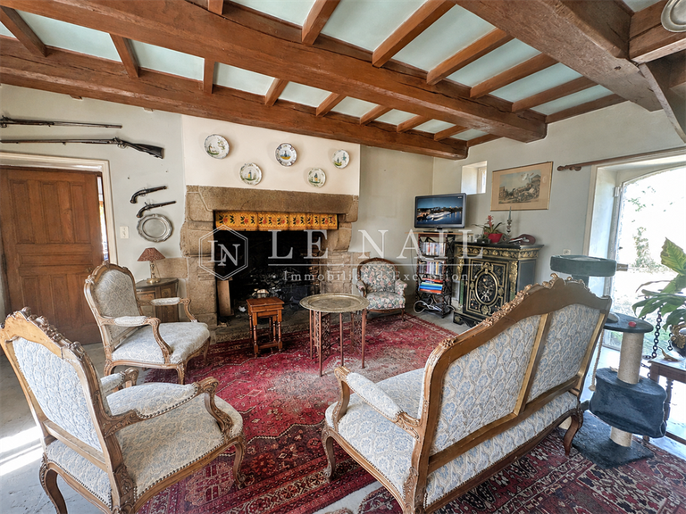 Maison Plouhinec - 3 chambres - 230m²