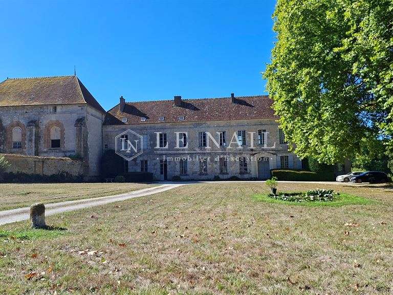 Propriété Épernay - 18 chambres - 985m²