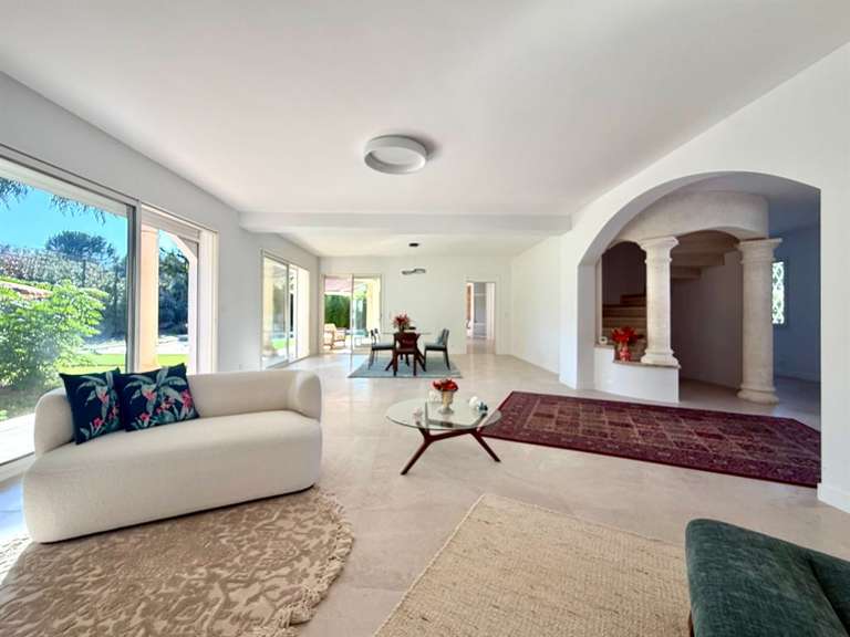 House Saint-Jean-de-Védas - 5 bedrooms - 271m²