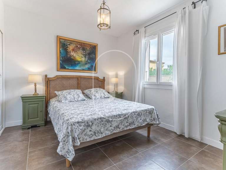 Villa Velleron - 4 bedrooms - 137m²