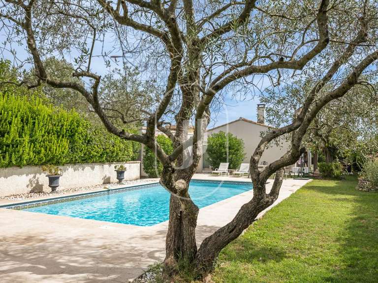 Villa Velleron - 4 bedrooms - 137m²