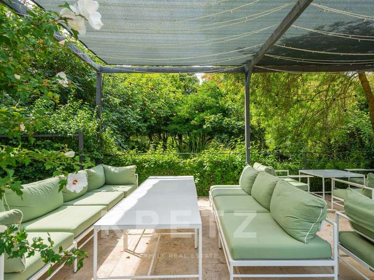 Maison L'Isle-sur-la-Sorgue - 1313m²
