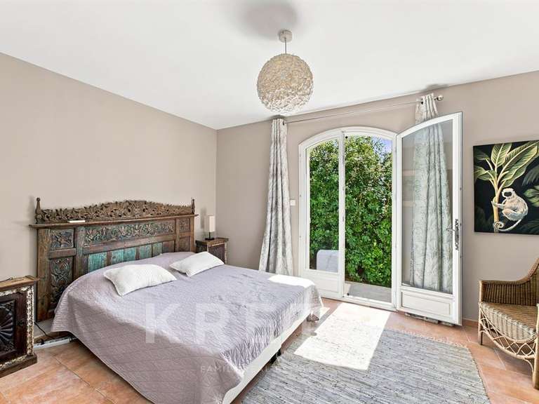 House Saint-Rémy-de-Provence - 7 bedrooms - 300m²