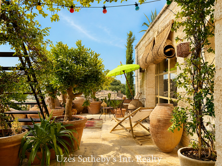 Maison Uzès - 2 chambres - 114m²