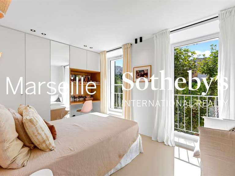 Maison Marseille 7e - 5 chambres - 190m²