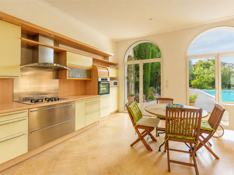 Maison Béziers - 6 chambres - 440m²