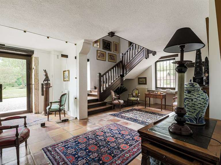 Property Réaumont - 4 bedrooms - 700m²