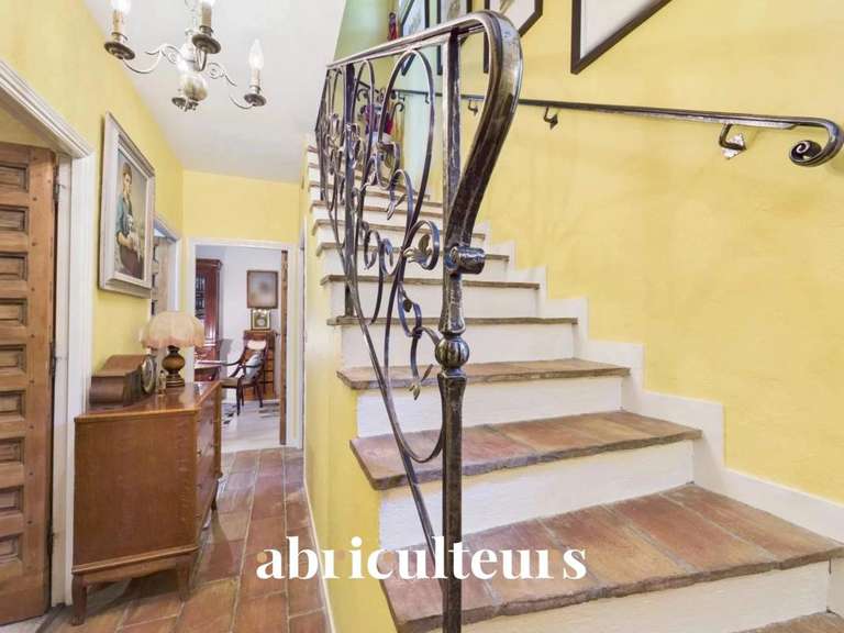 Maison La Colle-sur-Loup - 5 chambres - 275m²