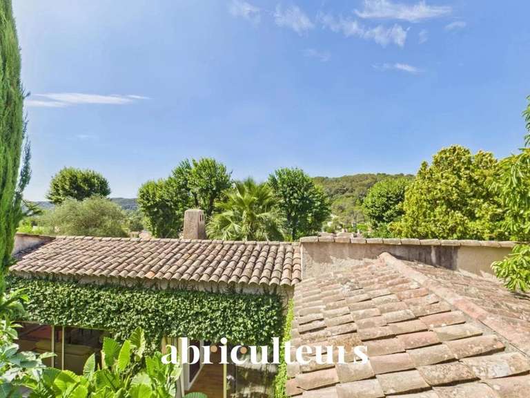 Maison La Colle-sur-Loup - 5 chambres - 275m²