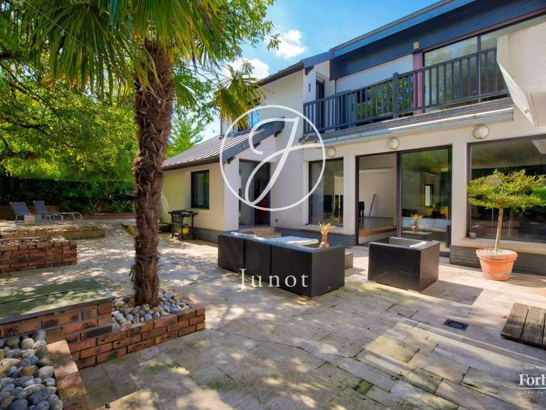 House Garches - 4 bedrooms - 330m²