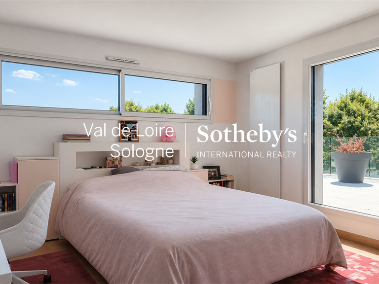 Maison Vineuil - 6 chambres - 259m²