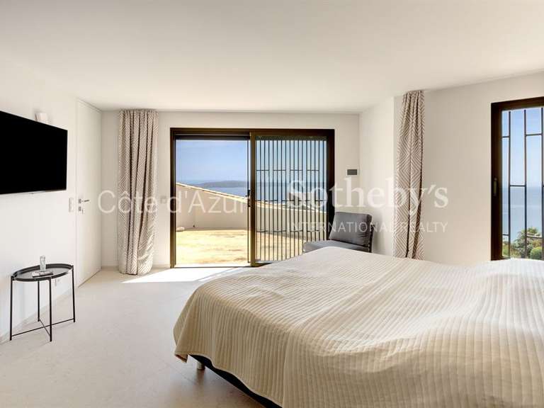 Maison Vallauris - 5 chambres - 260m²