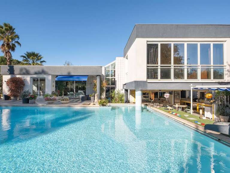 Maison Sommières - 3 chambres - 324m²