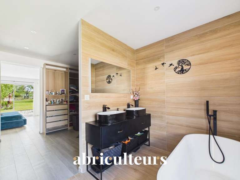 Maison Vaugrigneuse - 4 chambres - 202m²