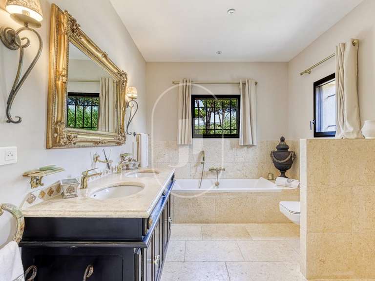 Villa Grimaud - 3 bedrooms - 200m²