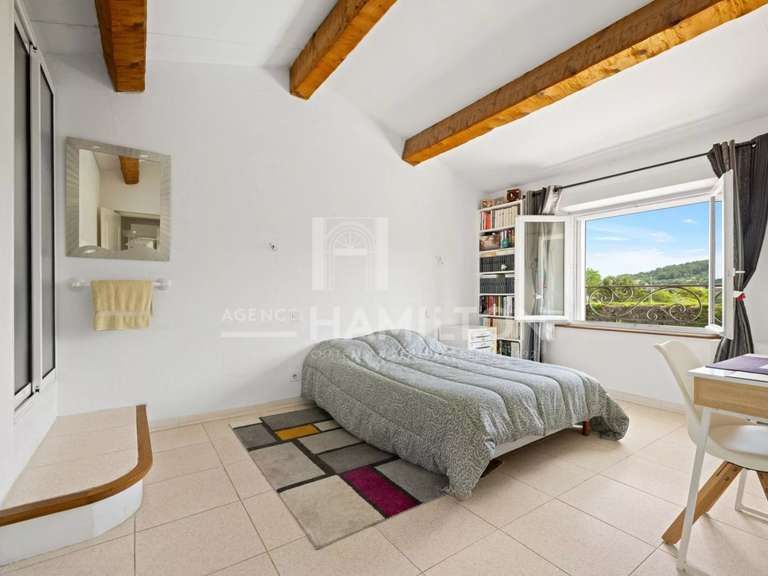 Villa Grasse - 3 bedrooms - 149m²