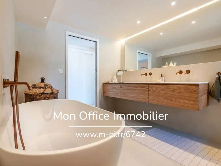 Maison Aix-en-Provence - 6 chambres - 340m²