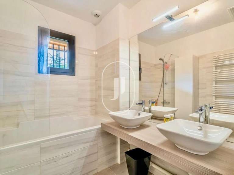 Villa Aix-en-Provence - 4 chambres - 165m²