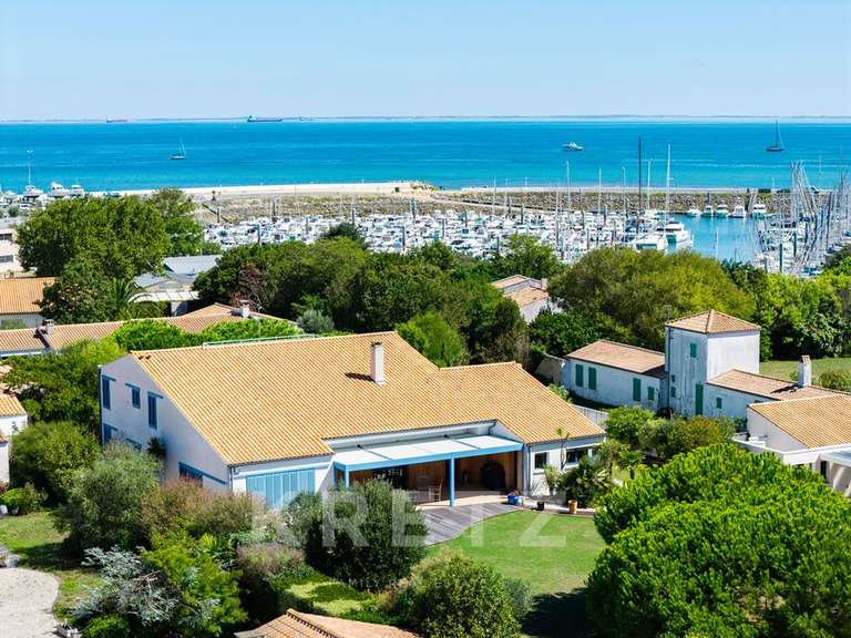 Maison Saint-Denis-d'Oléron - 5 chambres - 360m²
