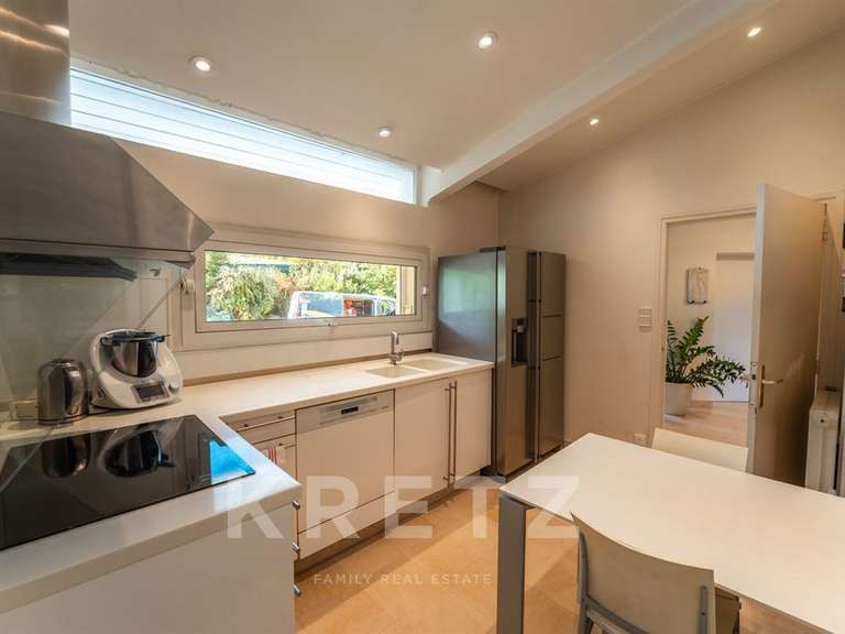 House Biviers - 6 bedrooms - 307m²