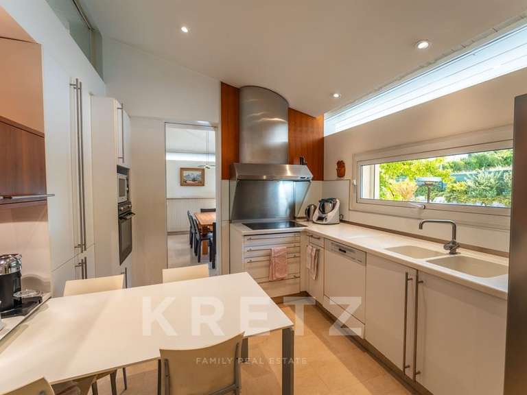 House Biviers - 6 bedrooms - 307m²