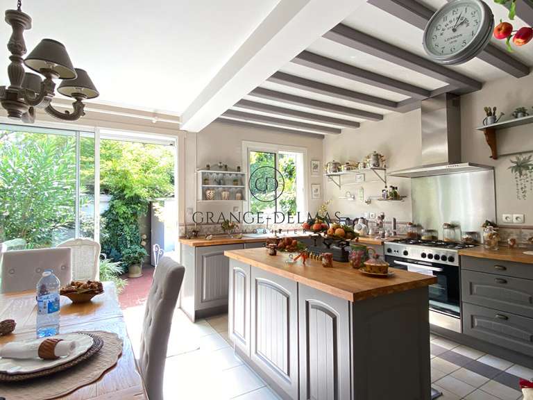 Maison Bordeaux - 4 chambres - 121m²