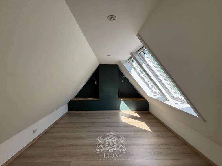Maison Villeneuve-d'Ascq - 4 chambres - 117m²